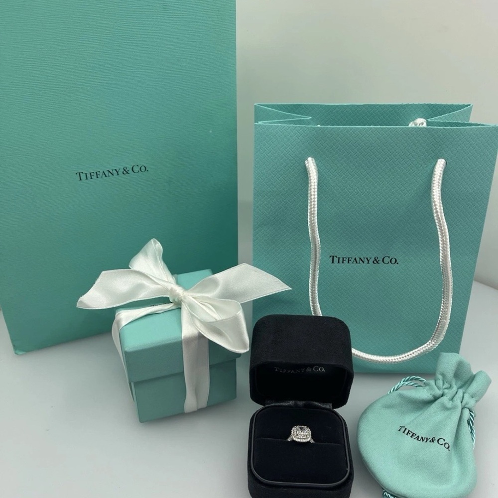 Tiffany & Co. Soleste 1.06 Ct Cushion Diamond Platinum Engagement Ring $15000